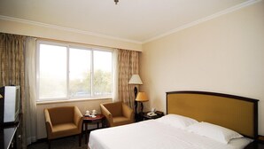 Blackout drapes, WiFi (free) - Ping An Fu (Beijing)