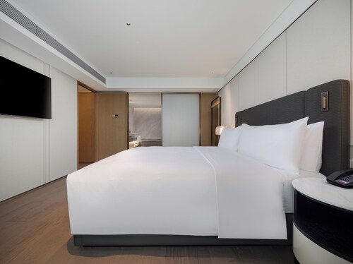 Canton Hotel Guangzhou, Tapestry Collection by Hilton