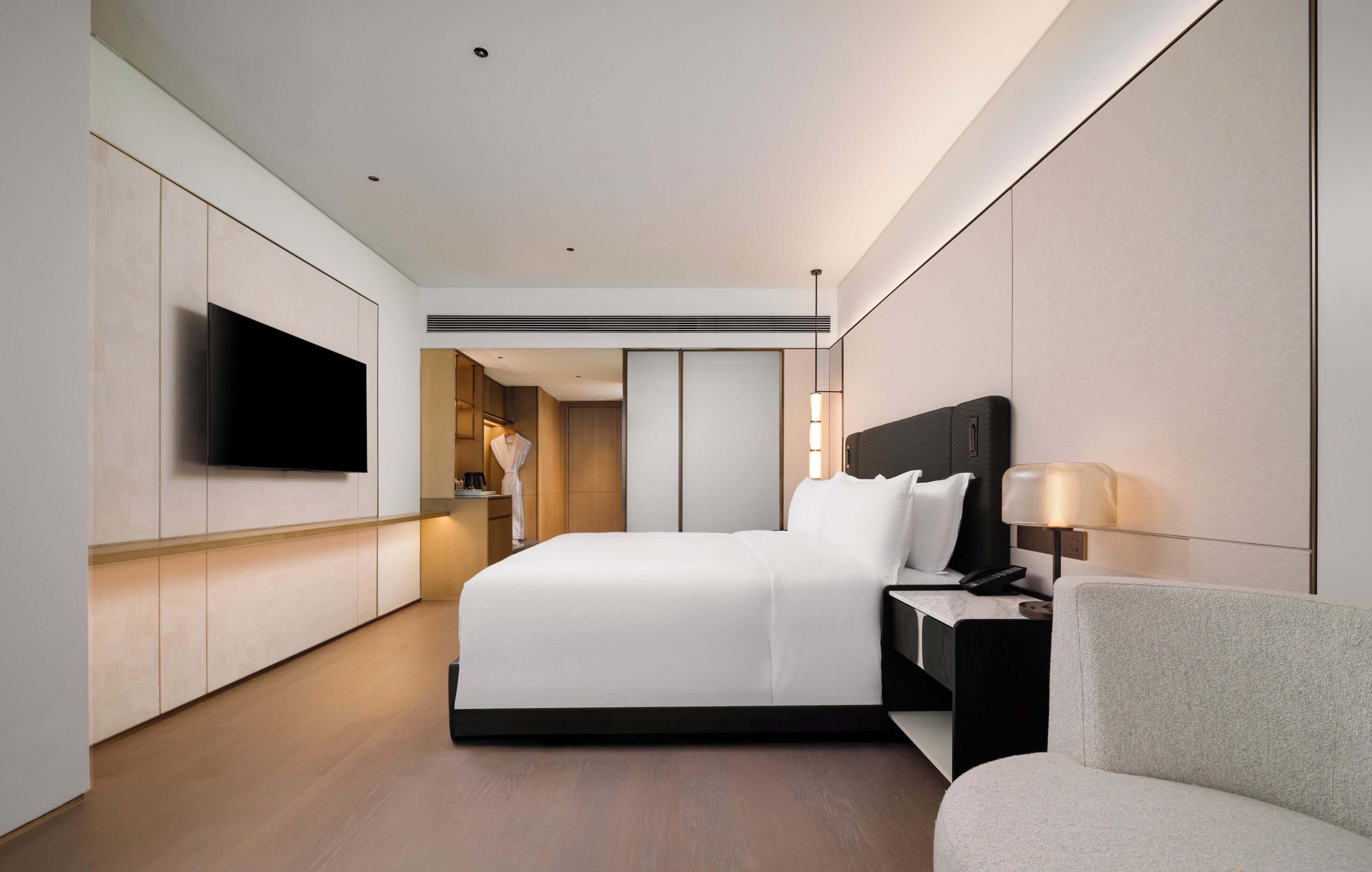Premium bedding, down duvets, minibar, in-room safe