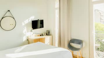 Superior-Doppelzimmer, Balkon | Badezimmer | Duschwanne, kostenlose Toilettenartikel, Haartrockner, Handtücher