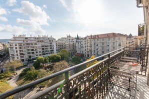 Chambre Double Supérieure avec vue square | Vue depuis le balcon