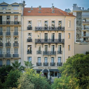 Front of property - Hotel Aria (Nice)