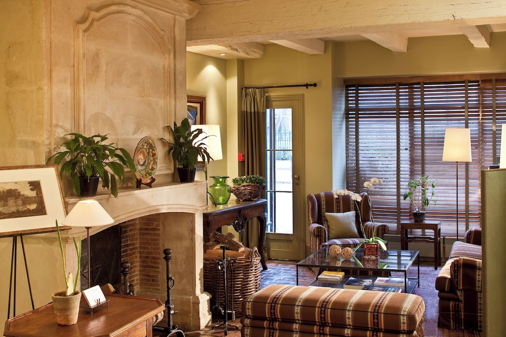 Hotel Henri IV Rive Gauche by null