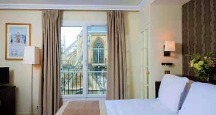 Hôtel Henri IV Rive Gauche