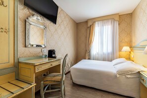Kamar Double Ekonomi | Wi-Fi gratis dan seprai linen