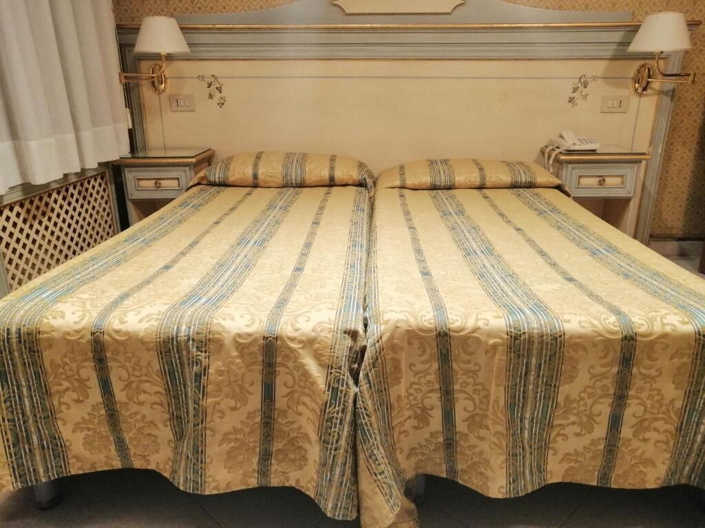 Standard-Doppelzimmer