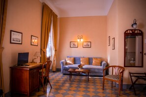 普通套房 | 埃及棉床單、Select Comfort 床墊、迷你吧、房內夾萬