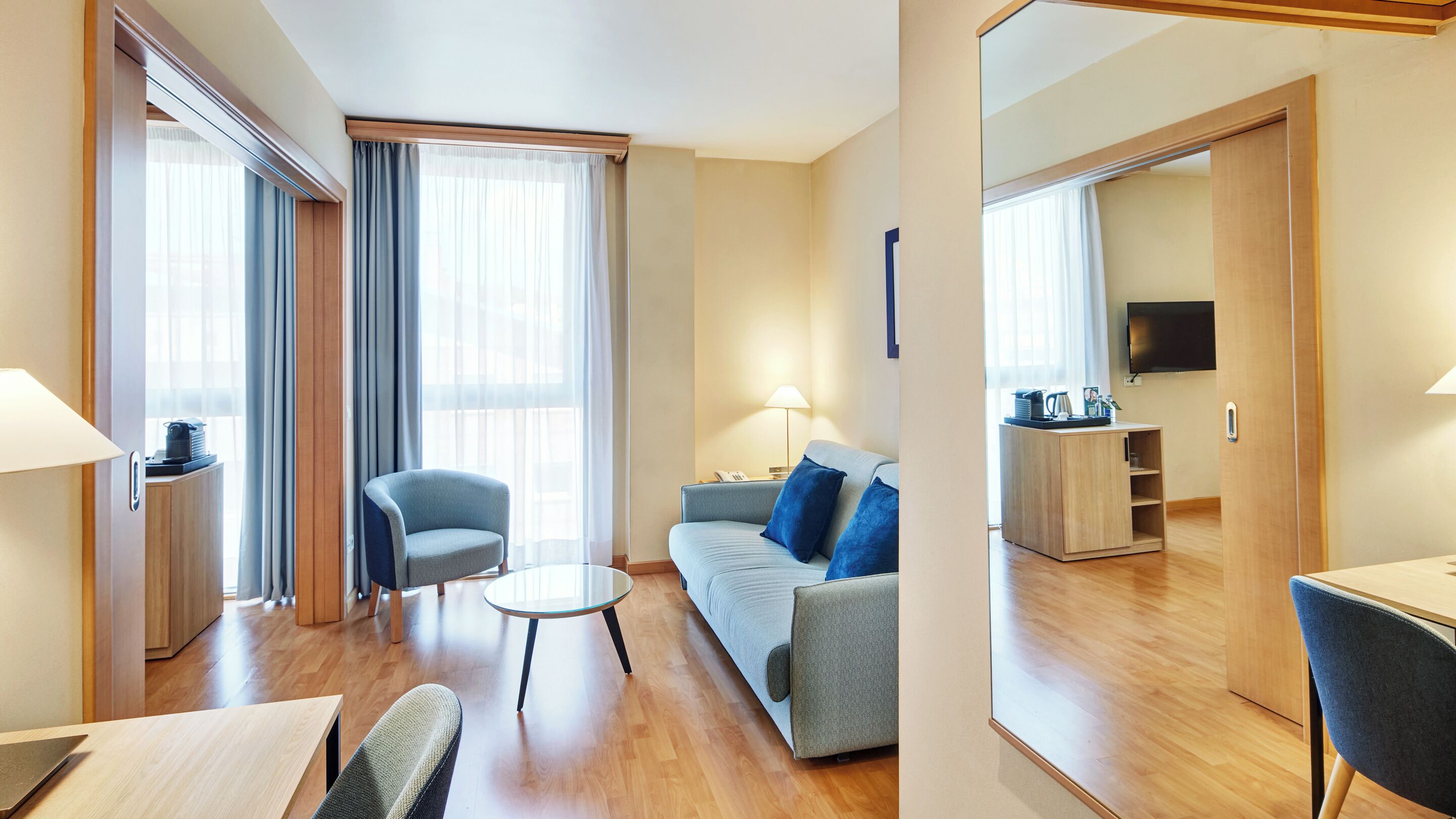 minibar, in-room safe, desk, blackout curtains