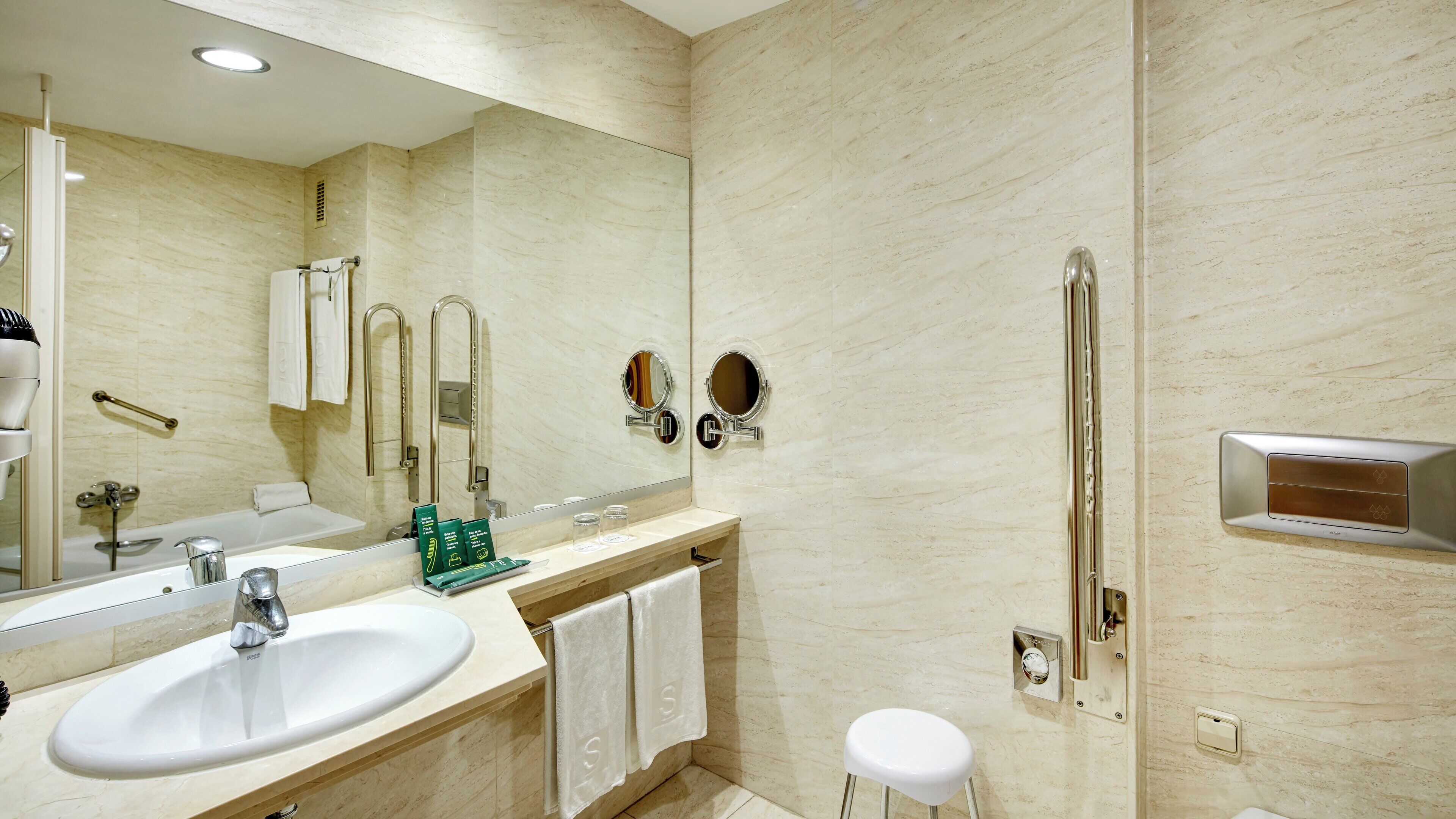 minibar, in-room safe, desk, blackout curtains