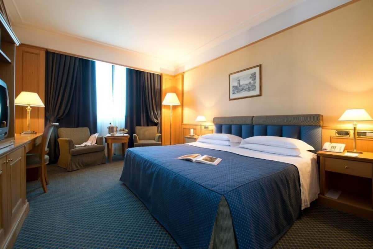 Down duvets, minibar, in-room safe, desk