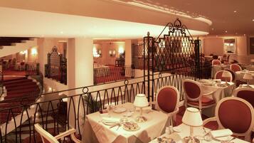 Daily buffet breakfast (EUR 20 per person)