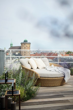 House, Terrace (Willow) | Terrace/patio