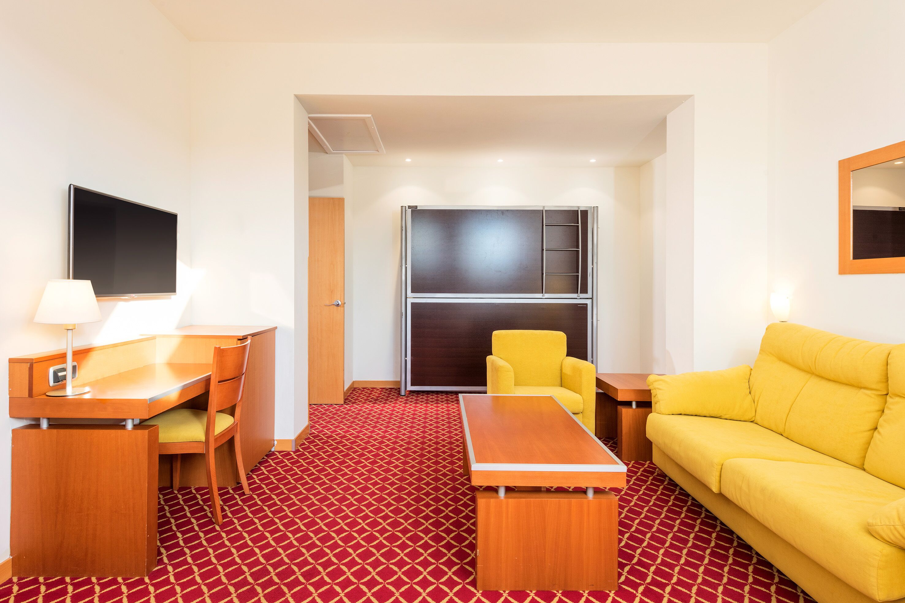 1 bedroom, memory-foam beds, minibar, in-room safe