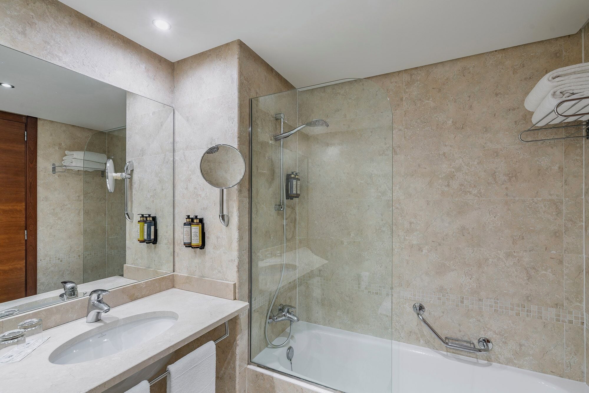 Foto - Dorma Coliseum