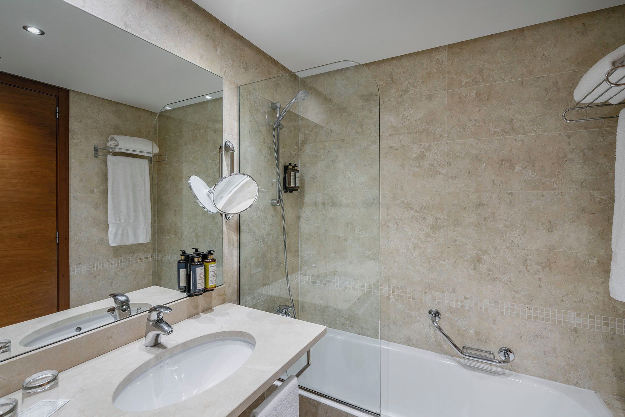 Foto - Dorma Coliseum