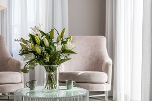 Premium bedding, in-room safe, desk, free WiFi - Hotel Boutique B51 Puerto Banús (Marbella)