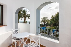 Executive-Suite, 1 Schlafzimmer, Meerblick | Balkon