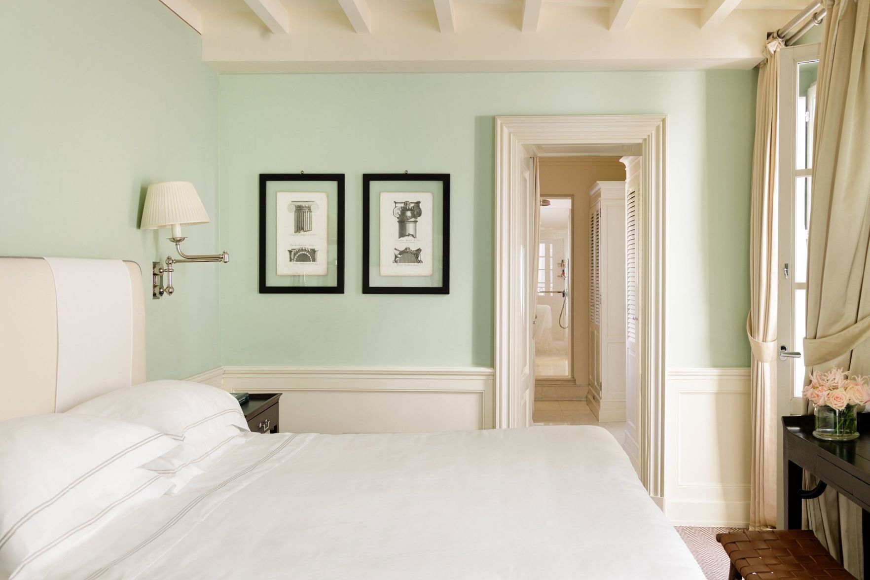 Premium bedding, free minibar, in-room safe, blackout drapes