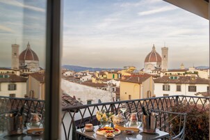 Attico | Vista balcone