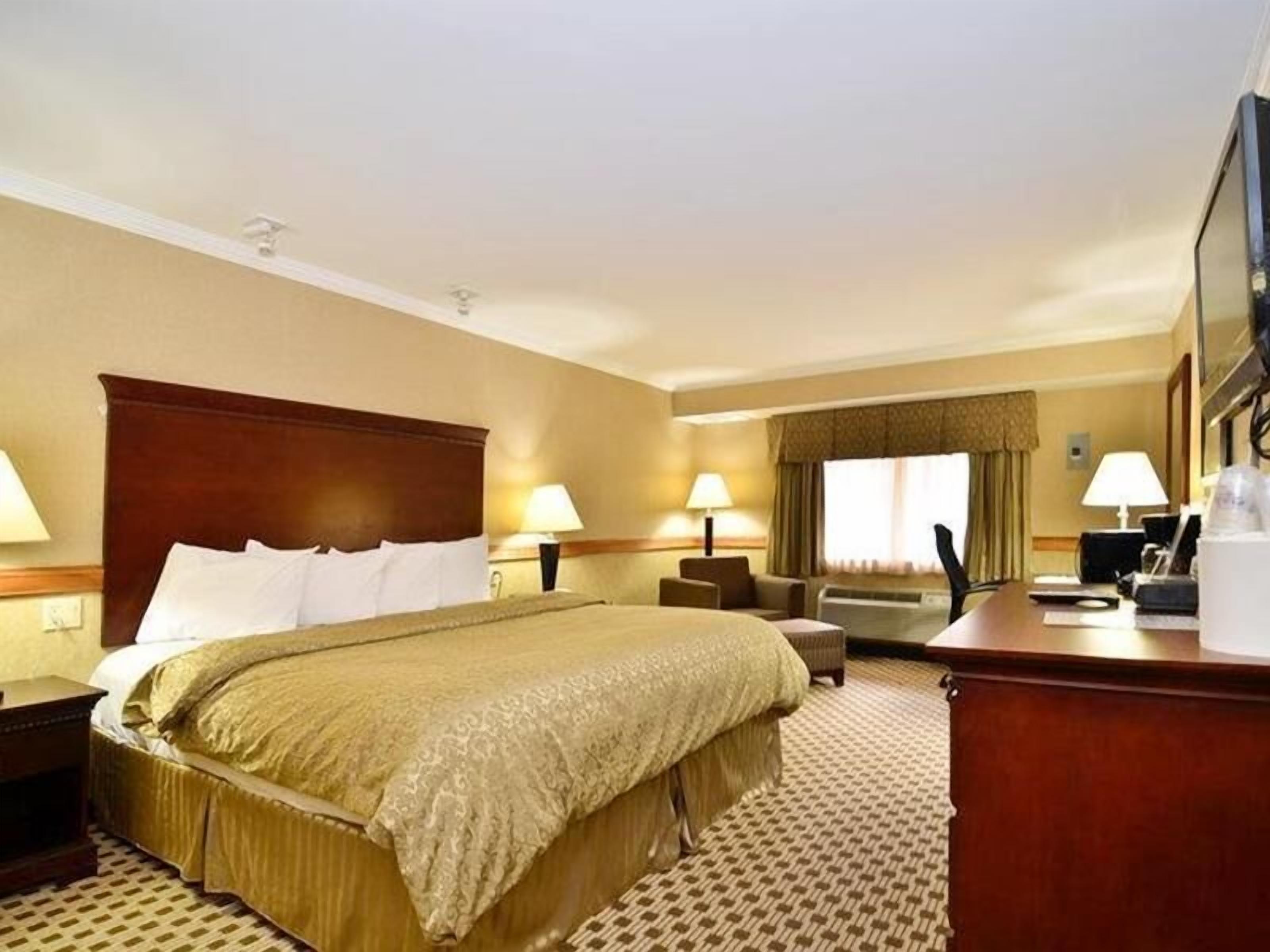 In-room safe, desk, blackout drapes, iron/ironing board