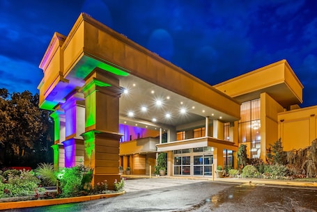 Exterior. Baymont by Wyndham Pompton Plains/Wayne
