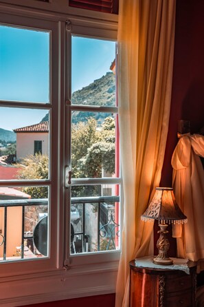 Presidential Suite - 31 | Premium bedding, individually decorated, individually furnished