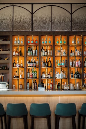 Snack bar - Hospes Maricel & Spa, Palma de Mallorca, a Member of Design Hotels (Calvia)