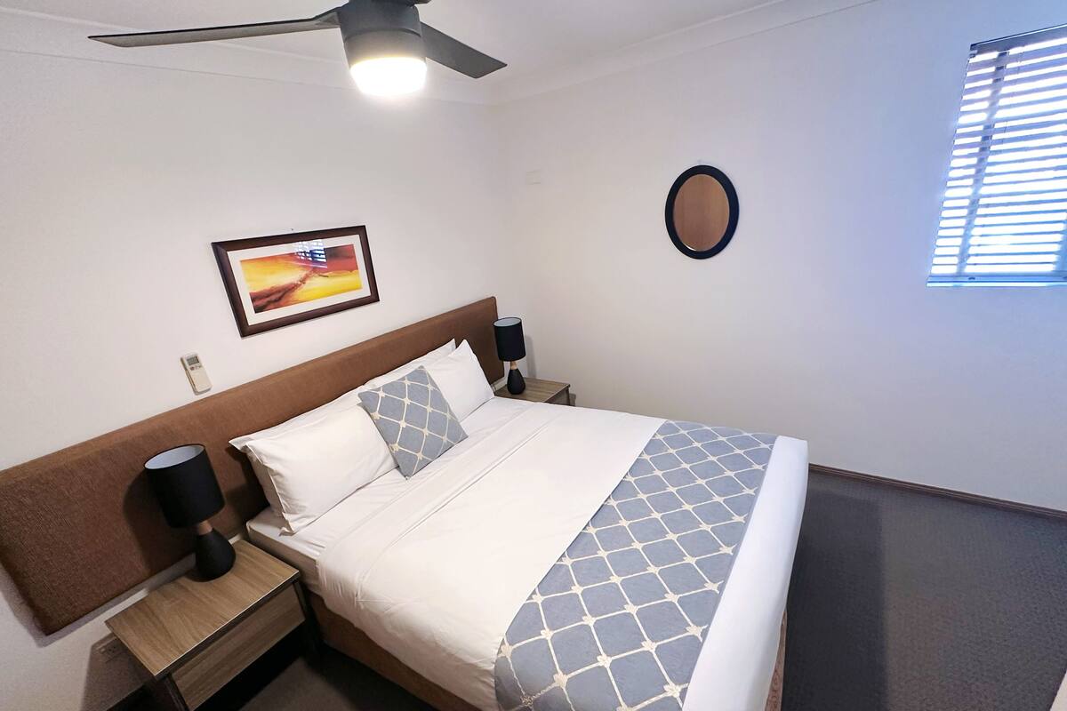 desk, laptop workspace, soundproofing, iron/ironing board