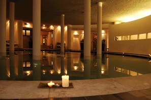 Behandlungsräume für Paare, Sauna, Whirlpool, Türkisches Bad/Hamam