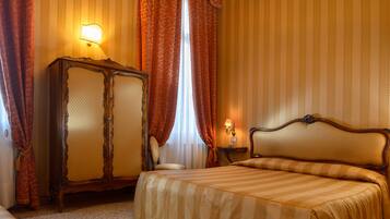 Couette en duvet d'oie, minibar, coffres-forts dans les chambres