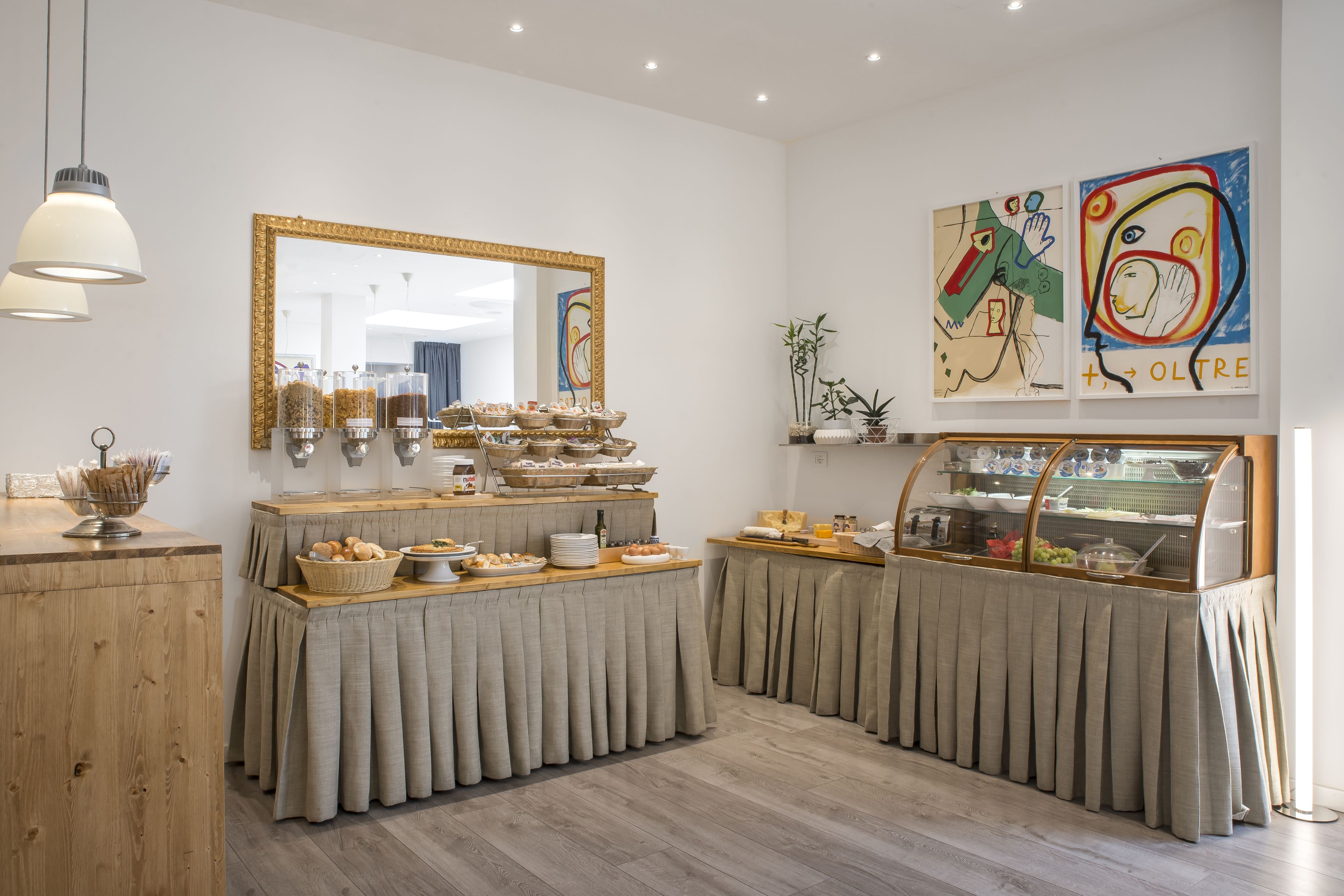 Photo - Hotel Bernina