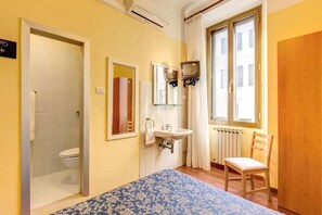 View from room - Hotel Romagna (Florence)