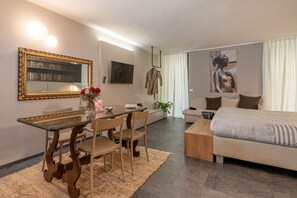 Suite Deluxe, 2 chambres, dans les dépendances | Literie de qualité supérieure, couette en duvet d'oie