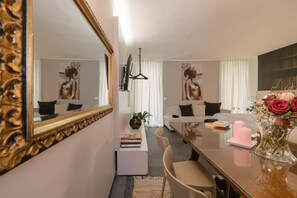 Deluxe Suite, 2 Bedrooms, Annex Building | 1 bedroom, premium bedding, down comforters, in-room safe