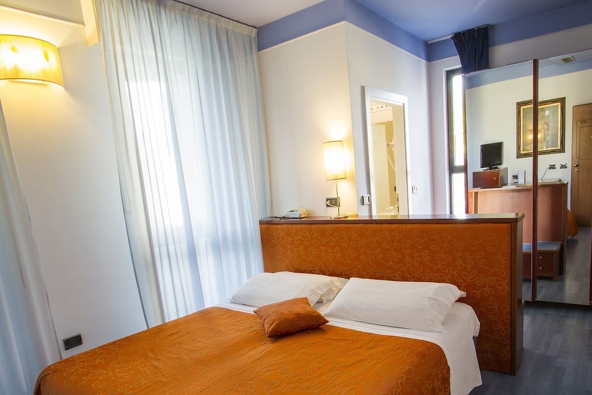 Superior-Doppelzimmer | Minibar, Schreibtisch, Verdunkelungsvorhänge, schallisolierte Zimmer