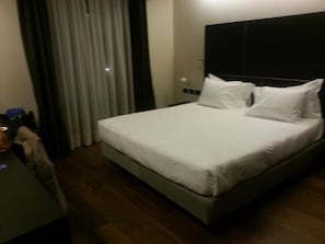 Minibar, in-room safe, desk, free cots/infant beds