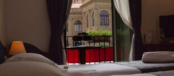 Massimo Plaza Hotel