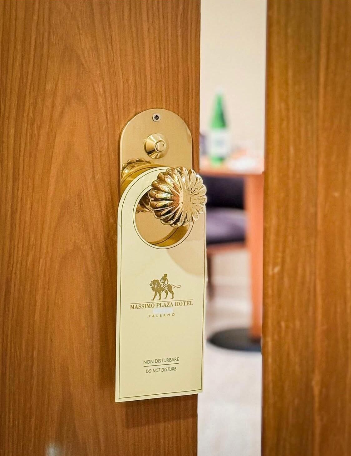 room service – dining