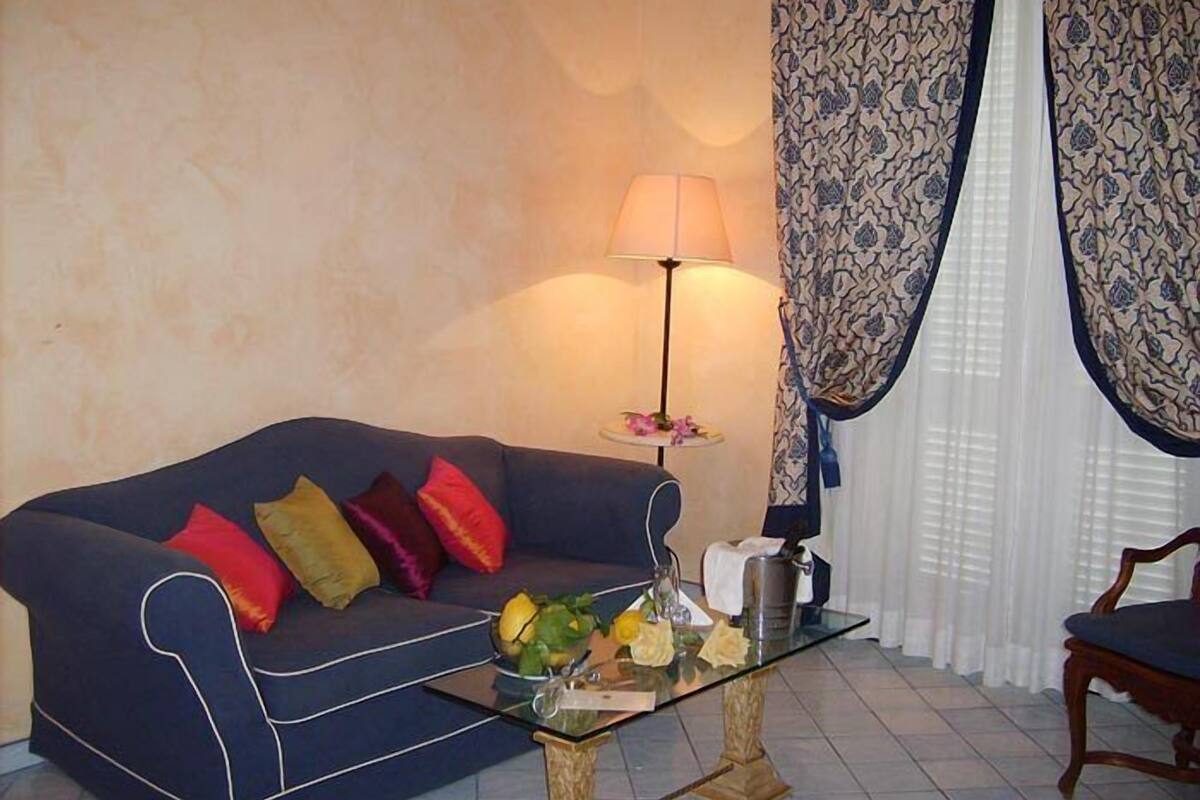 42-inch tv with satellite channels