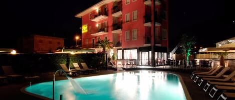 Alberca al aire libre