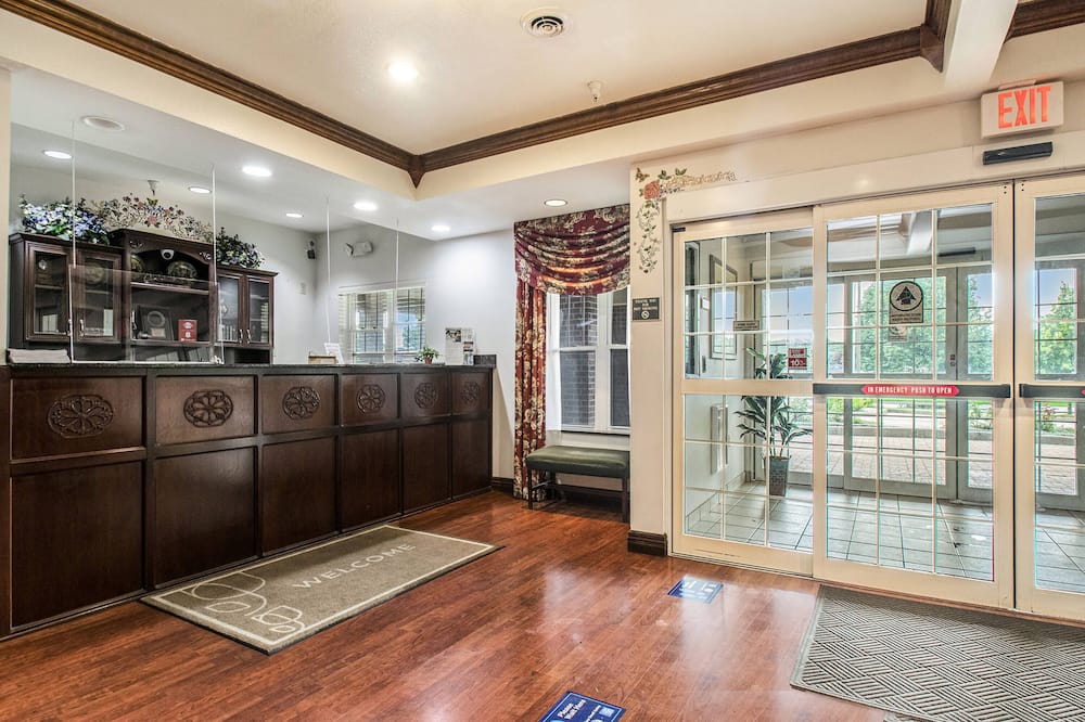 Country Inn & Suites by Radisson, Elkhart North, IN