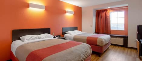 Schreibtisch, Bügeleisen/Bügelbrett, kostenloses WLAN, Bettwäsche