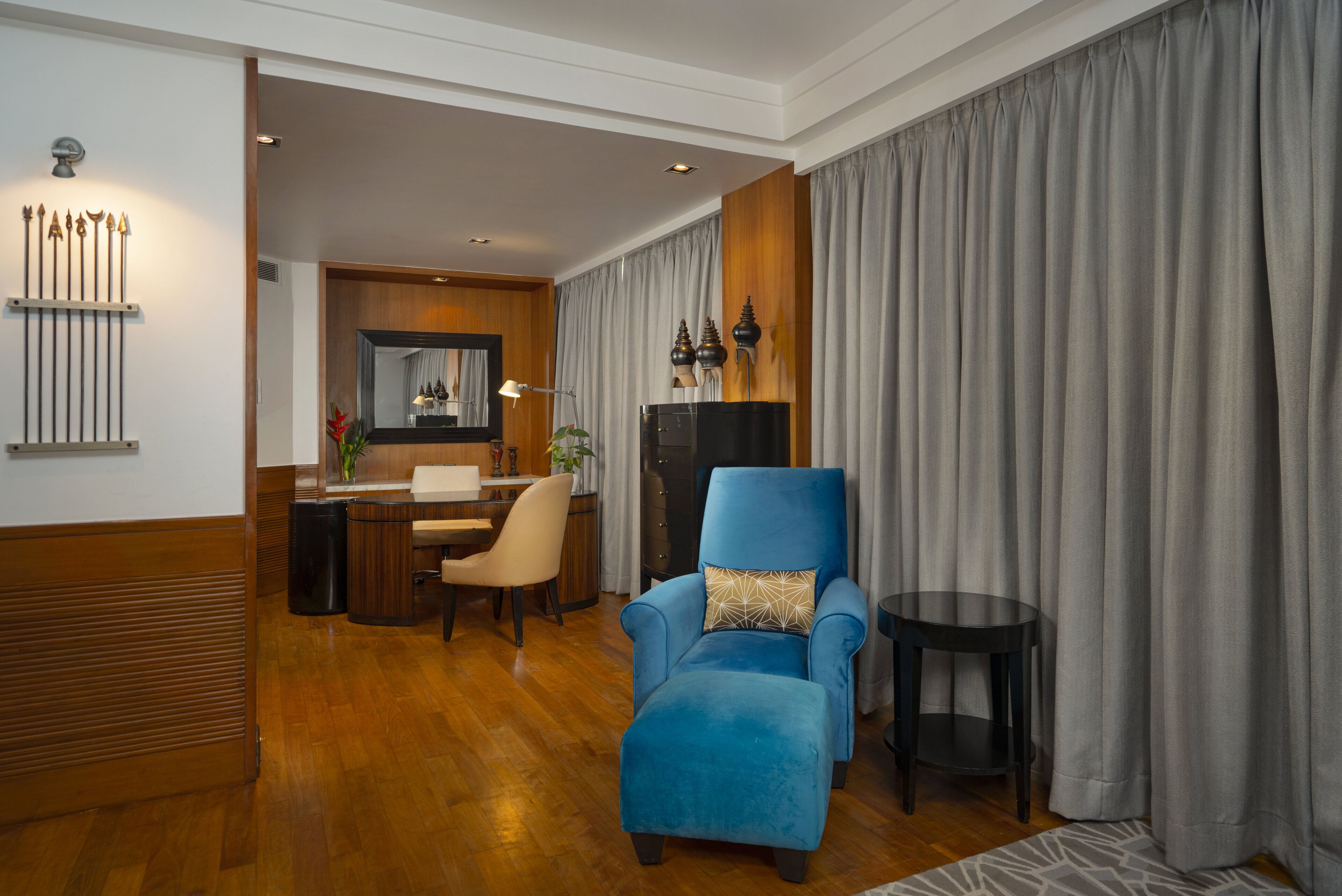 junior suite, 1 king bed, bay view | room amenity