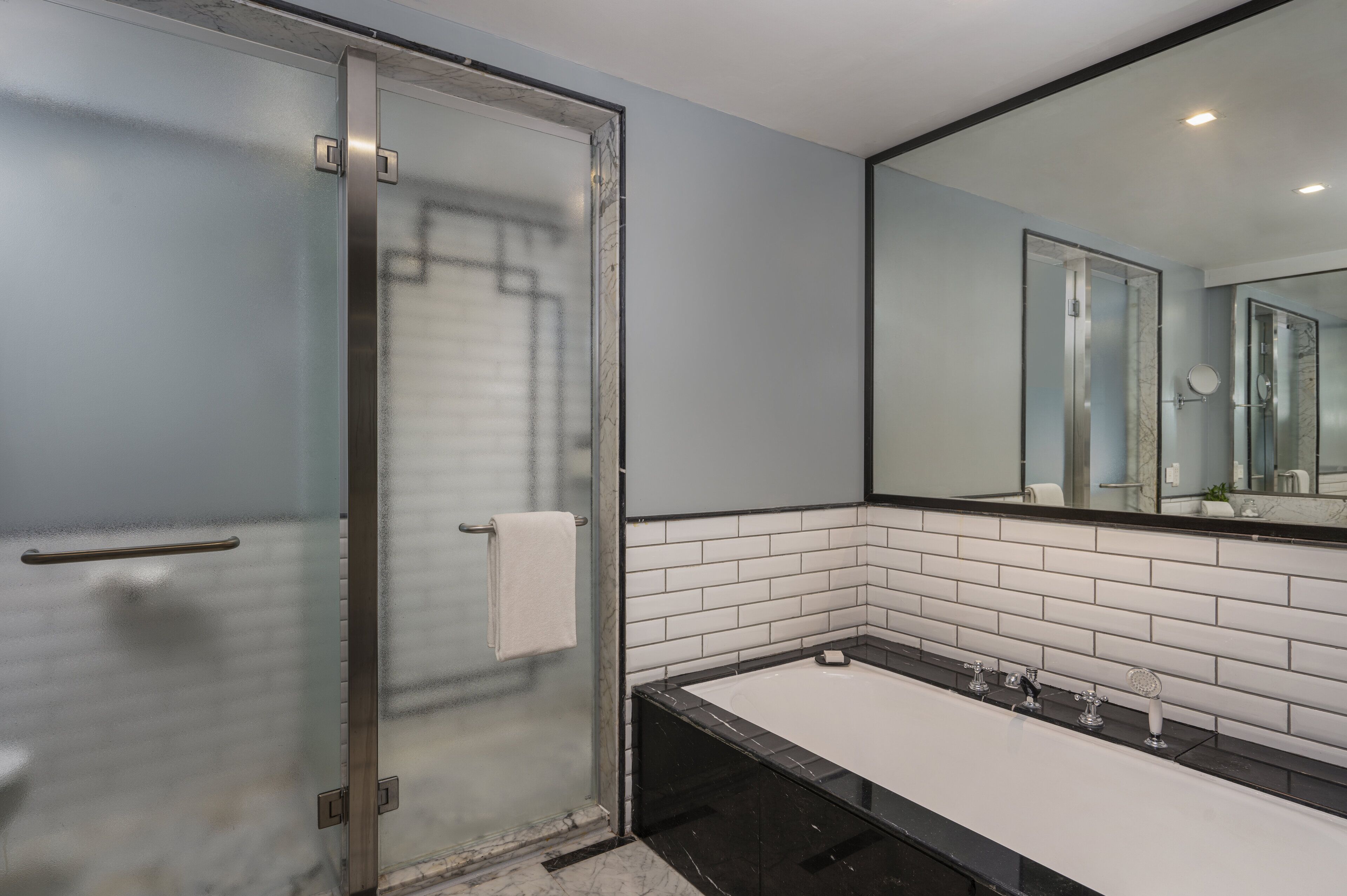 Premium Room, 2 Twin Beds, Sea View | Bathroom | Separate tub and shower, deep soaking tub, free toiletries, hair dryer