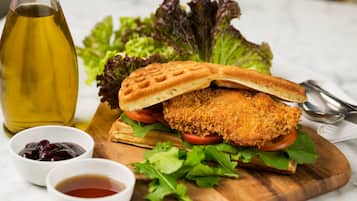 2 restaurants, breakfast, lunch, dinner served; Indian cuisine