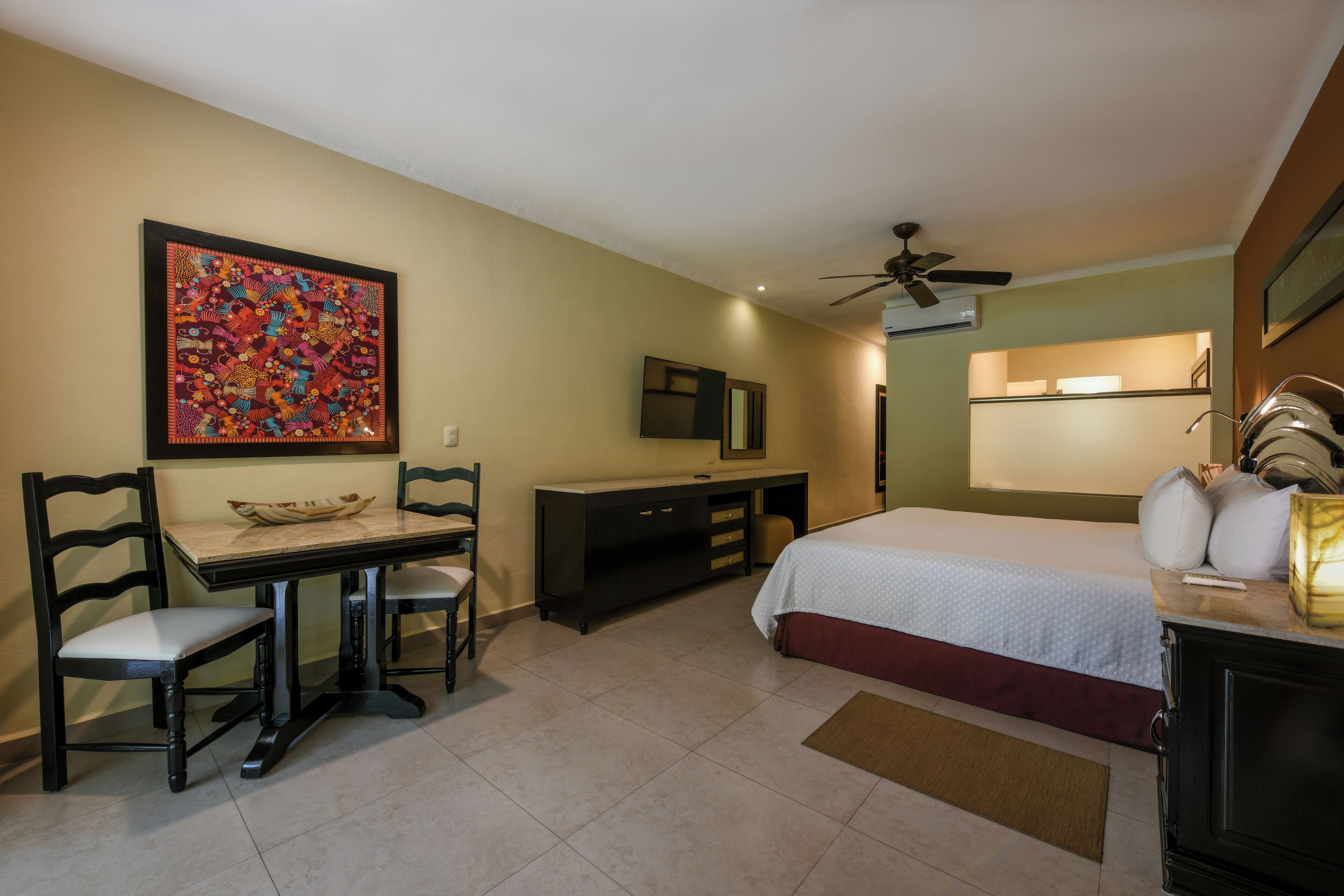 Free minibar, desk, laptop workspace, blackout drapes