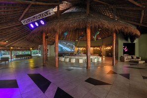 Snack bar