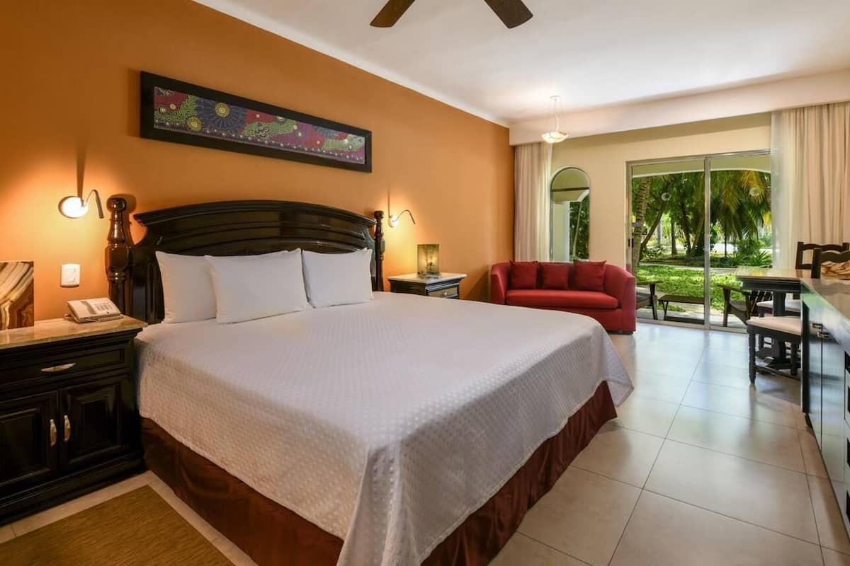1 habitación, artículos del minibar gratis y escritorio