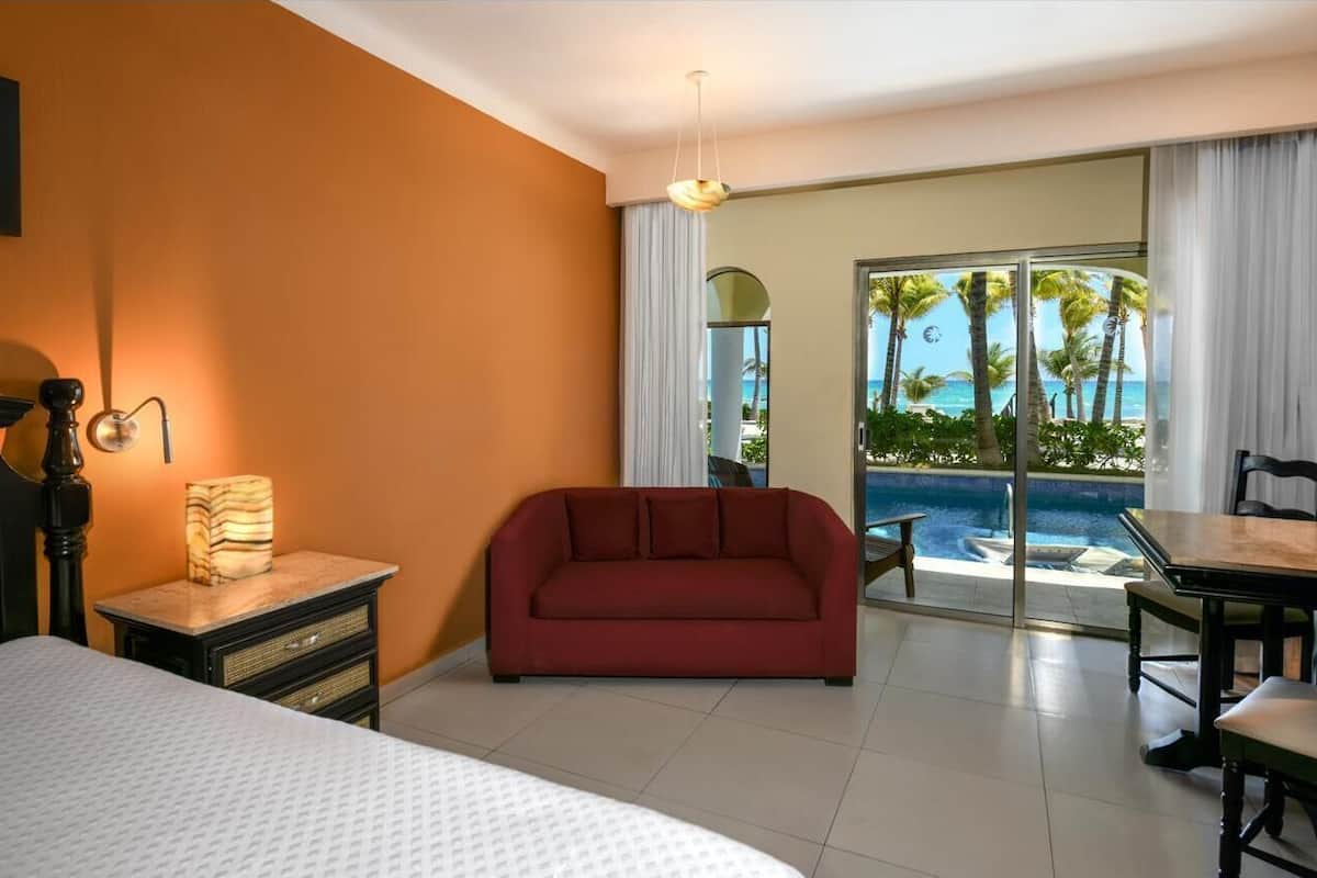 1 bedroom, free minibar, desk, laptop workspace