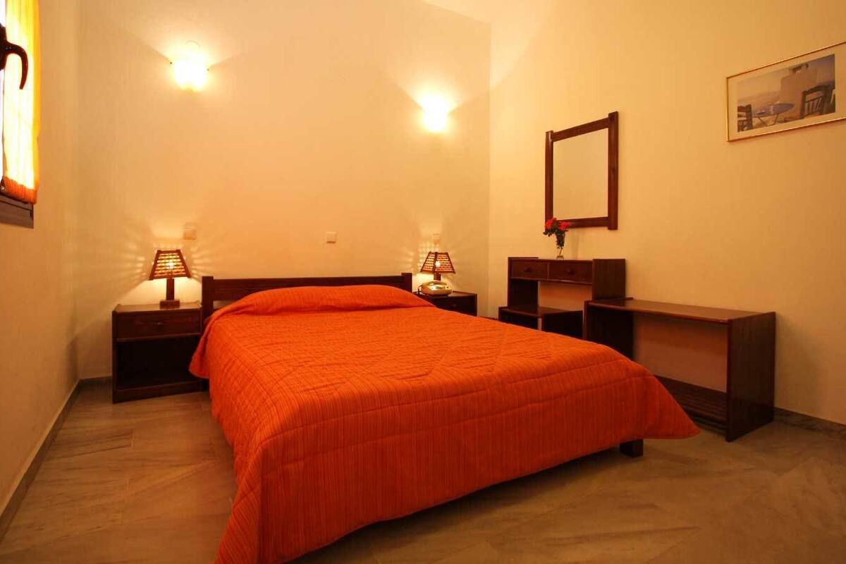 double or twin room | 1 bedroom, in-room safe, soundproofing, free wifi